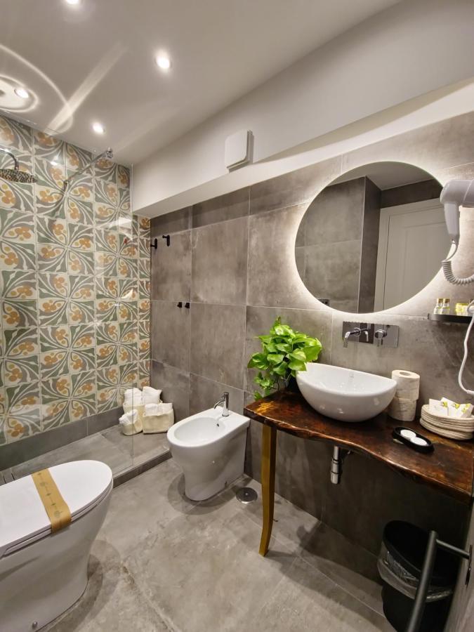 Borgo Dei Miracoli Hotel Naples Exterior photo